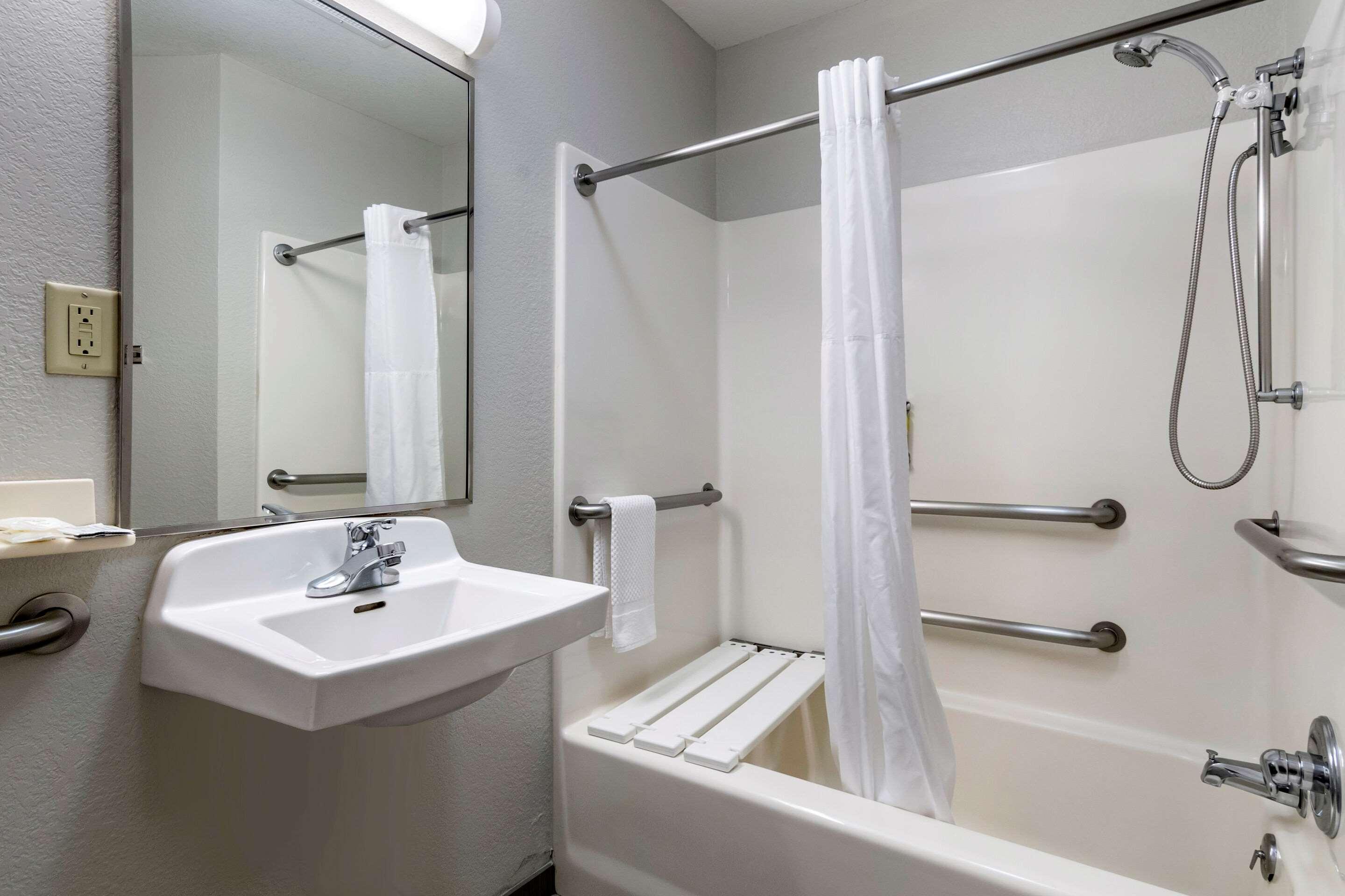 Mainstay Suites Emporia Dış mekan fotoğraf