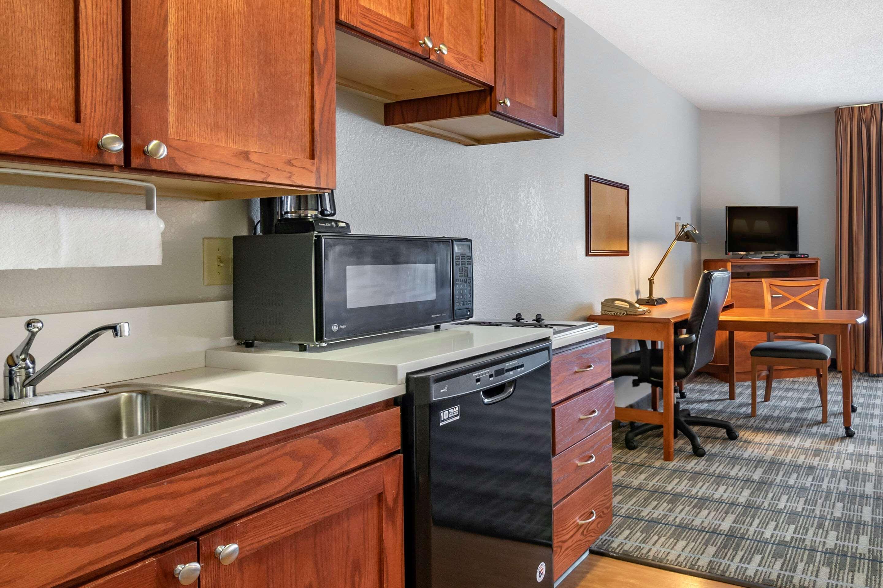 Mainstay Suites Emporia Dış mekan fotoğraf